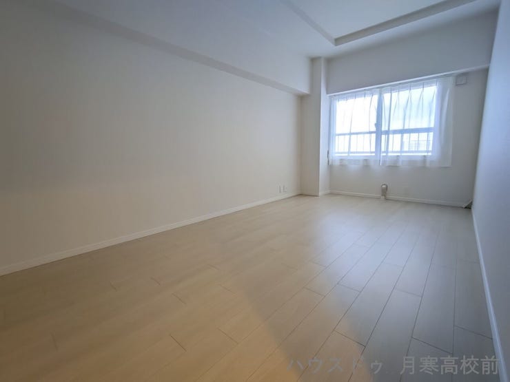 洋間2 約8.5帖