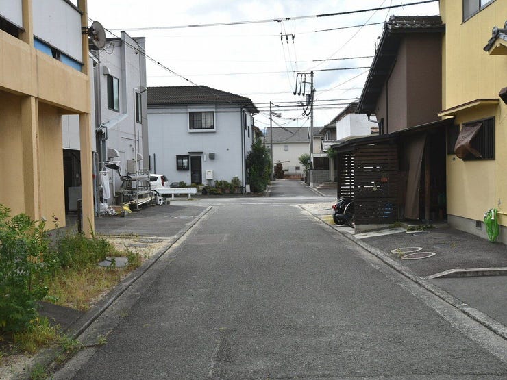 西側道路