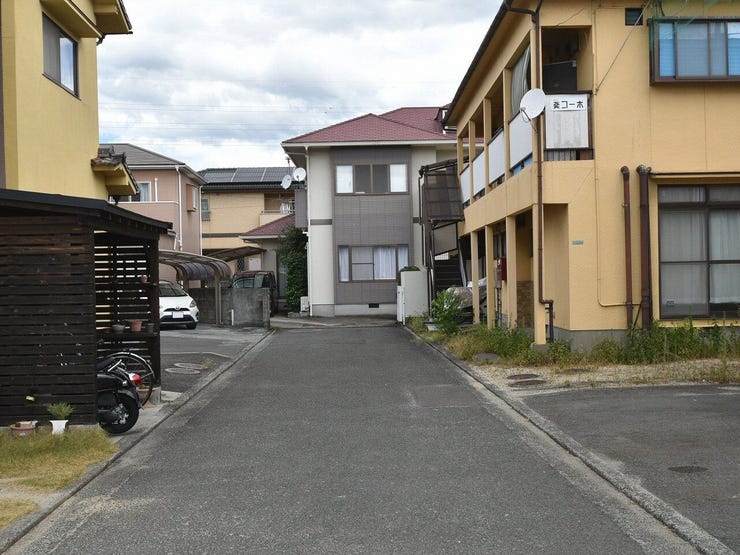 西側道路