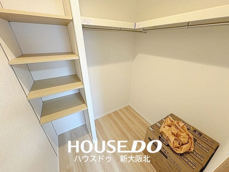 ■全居室収納付き!
■奥行きのあるウォークインクローゼットは、洋服以外にもゴルフバックやスーツケースなどもすっきり収納できます!