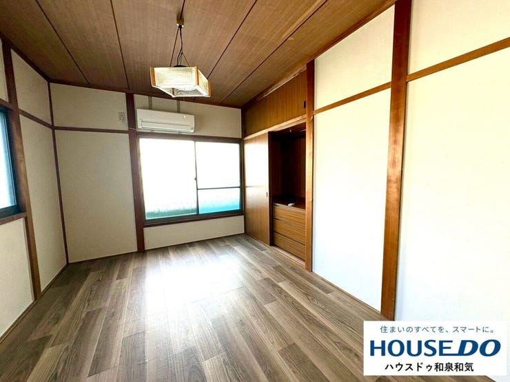 バルコニーに面したお部屋です