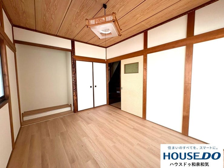 物入がありますのでお部屋がスッキリ片付きます