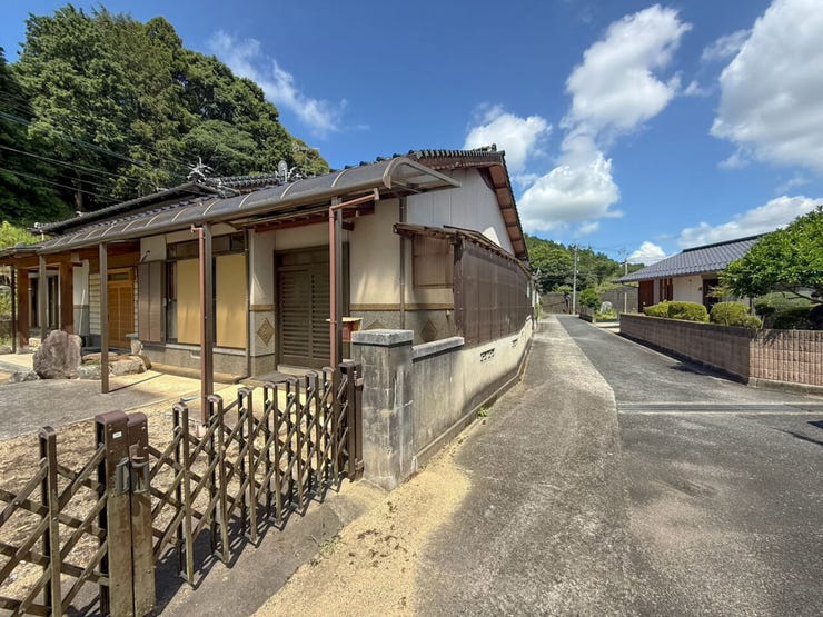 田川郡添田町野田 中古戸建て♪最寄り駅徒歩13分♪平屋♪全室6帖以上♪部屋数多め6DK♪