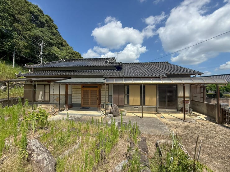 田川郡添田町野田 中古戸建て♪最寄り駅徒歩13分♪平屋♪全室6帖以上♪部屋数多め6DK♪