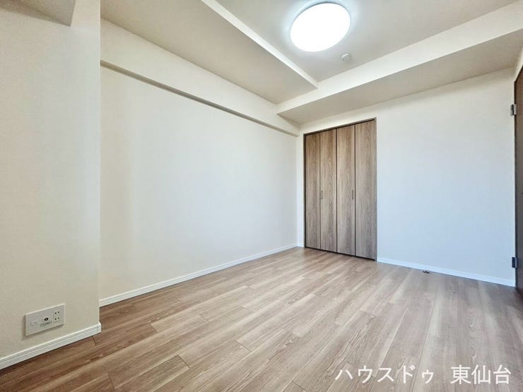 お掃除も楽々なフローリングです♪