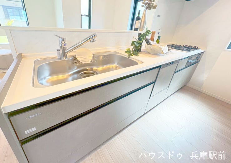 ◇手荒れを防ぎ時短になる食器洗い乾燥機付き