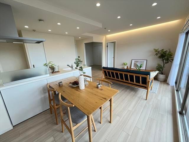 LDKから2部屋へスムーズにつながる間取り♪家族の気配を感じやすく、自然とコミュニケーションが生まれる住空間です。