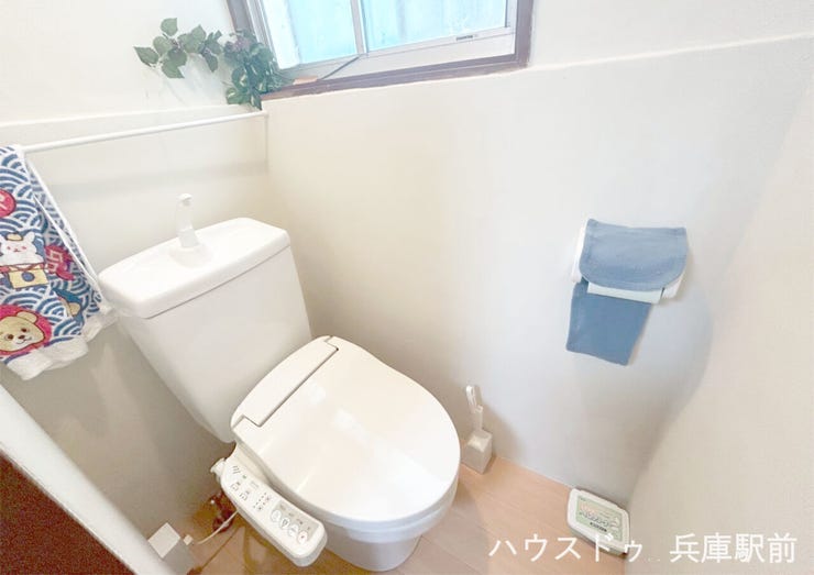 ◇毎日を快適に過ごせる温水洗浄便座が備わっています 。デリケートな衛生面にも配慮された、嬉しい基本設備です。