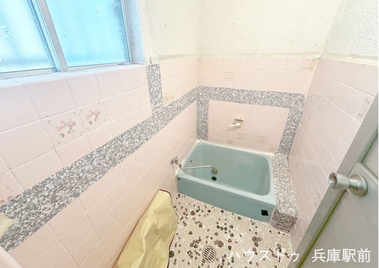 ◇◇給湯器交換済みで安心・快適
給湯器が交換済みのため、入居後すぐに安心・快適にお風呂をご利用いただけます 。購入後の初期費用やメンテナンスの手間が省けるのも嬉しいポイントです。