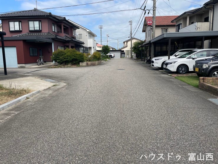 前面道路6m