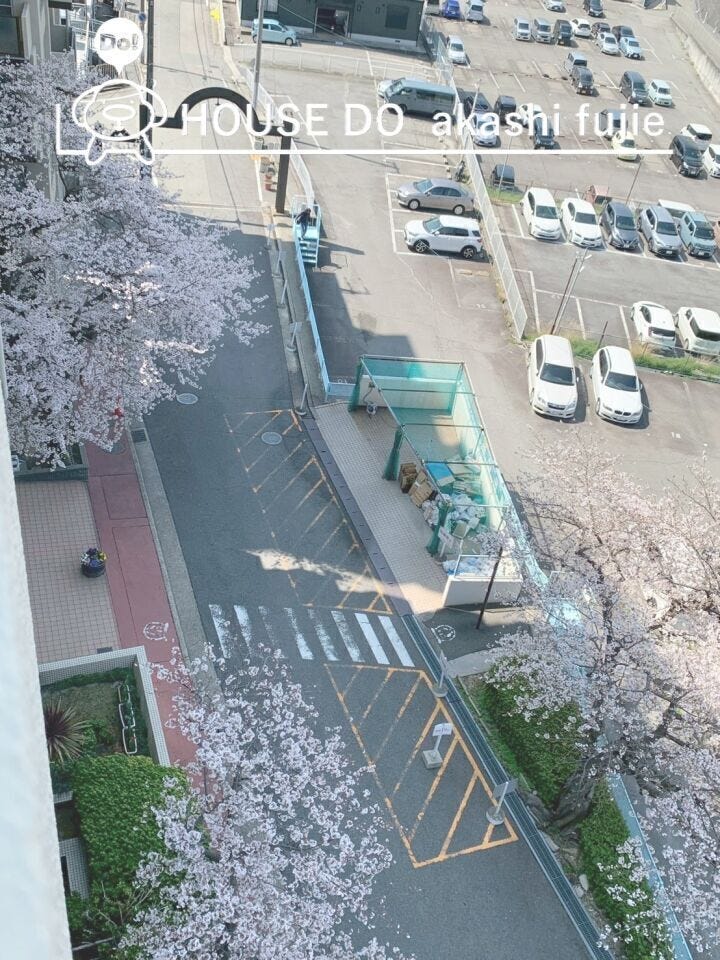 2026.4.3撮影
マンション入口から近いお部屋です♪
お子様の通学も楽々♪
ゴミ出しにも便利です!