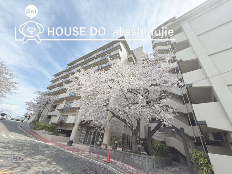 【外観】
穏やかな街で、家族の時間を育てる 静かな住宅地で、家族の時間をゆっくりと