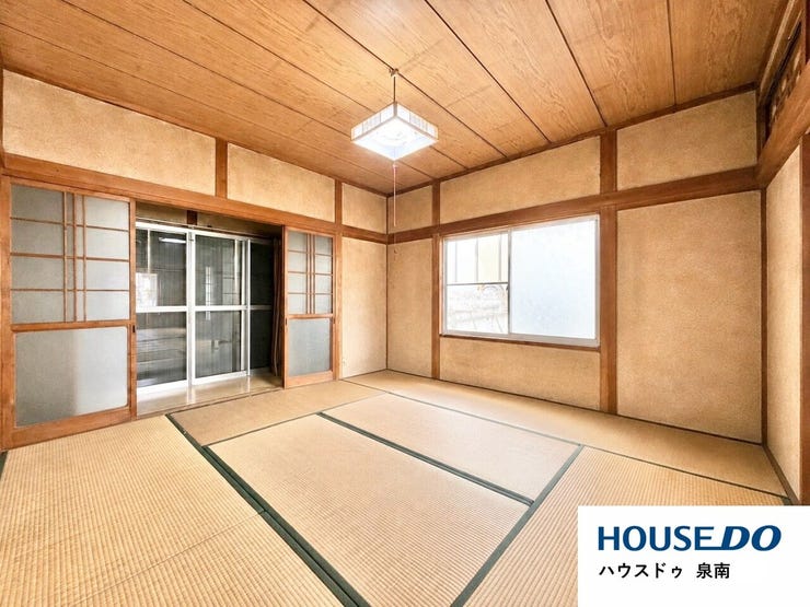 日本的な和室で畳の香りがリラックスできます。あると便利な和室は客間としても大活躍です♪