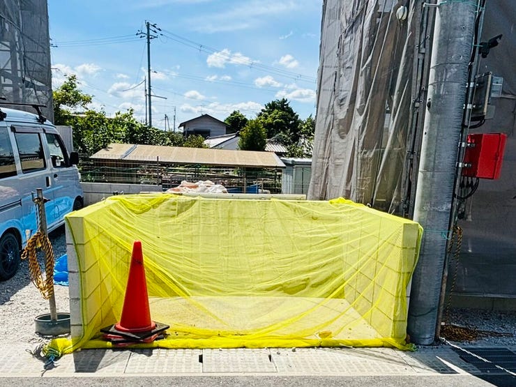 大きめのゴミ置き場が設置されています。