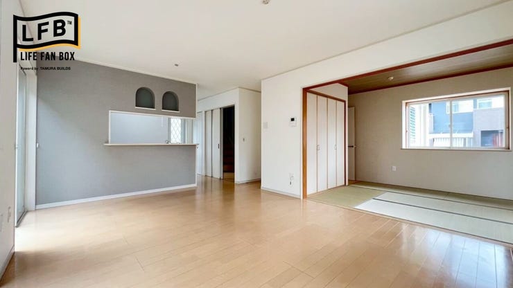 ※家具が無い場合の画像です。和室の扉を開け放しにするとより開放的な空間になります♪
