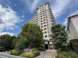 【外観】
鉄筋コンクリート造15階建