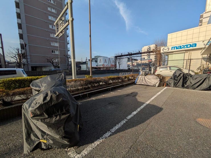 敷地内にあるバイク置場スペースです。空き状況は、お気軽にお問合せください。
