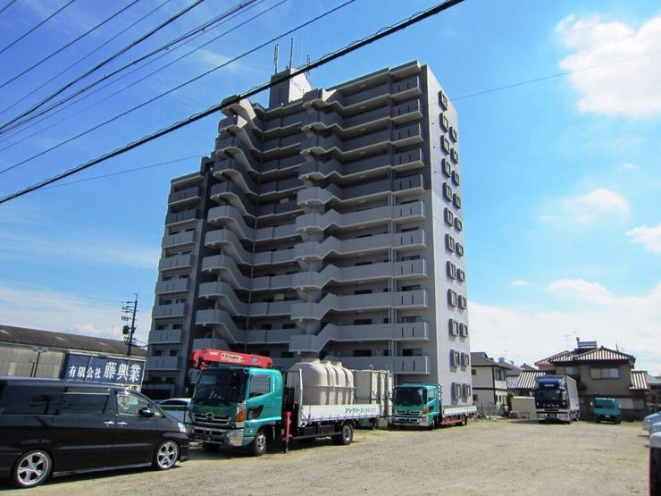 【外観】
最上階、角部屋で眺望良好!良い気分転換になりそうですね。