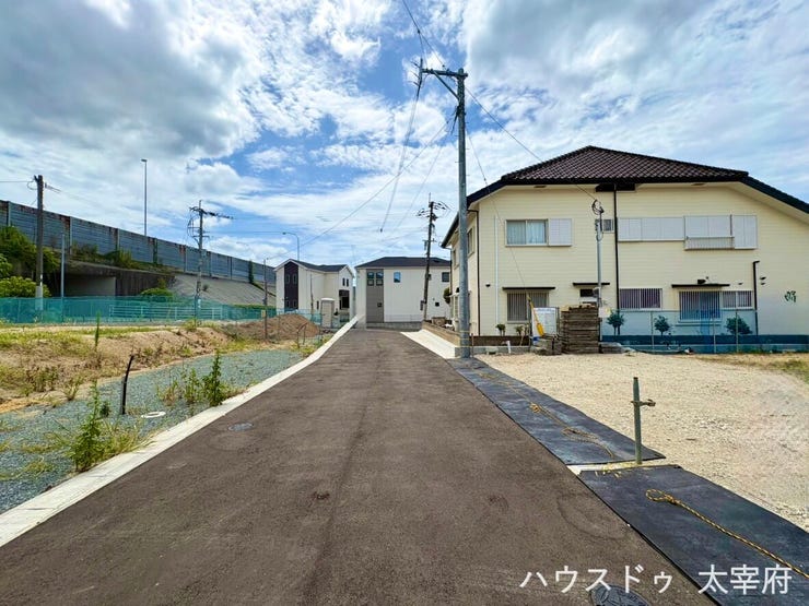 2026年11月完成を予定しております。
現況と異なる場合は、現況優先となります。
【2026.08.08撮影】