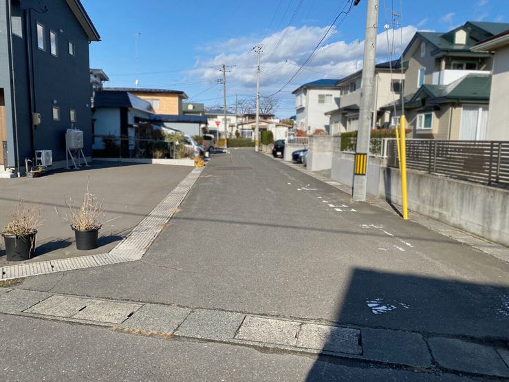現地(2023年11月)撮影
◎現地案内予約受付中!◎
詳細は、ハウスドゥ八戸市庁前までお気軽にお問い合わせくださいませ♪