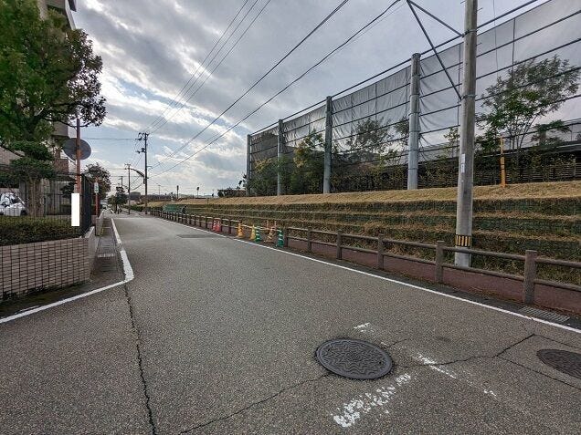 ★昭和小学校区★
南側道路 西から東方向