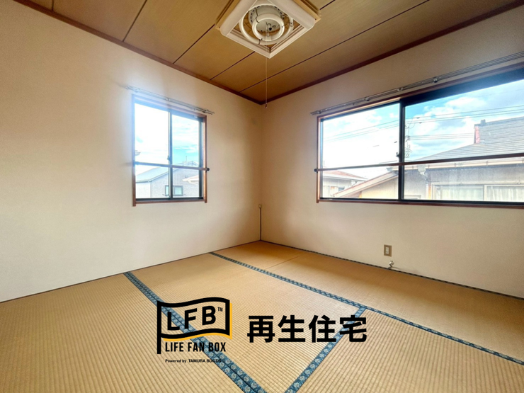 窓からは青空がのぞき、毎日爽やかな気分で過ごせます♪