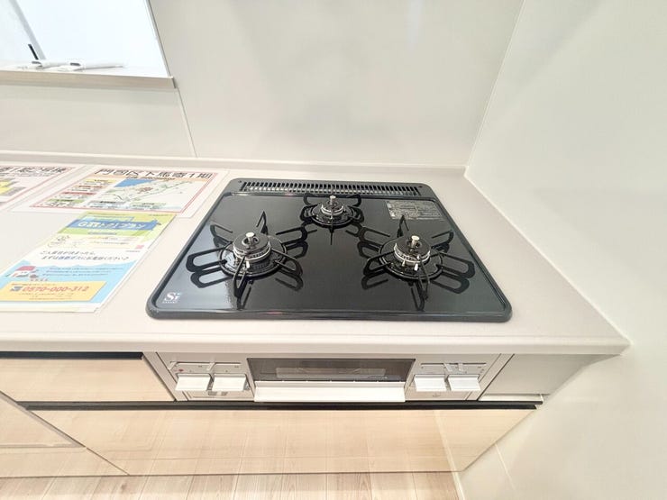 三口コンロで調理もはかどります!