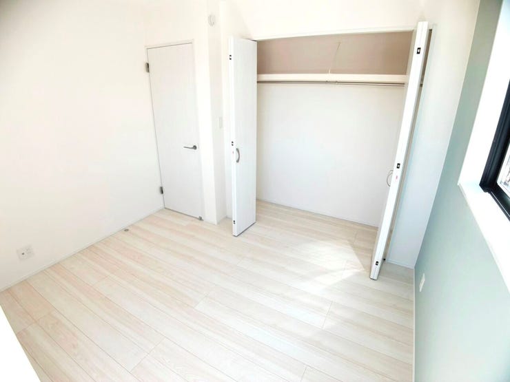 ◎収納(8/8撮影)
1部屋だけ収納が小さい、そんなことはありません、全室に十分な収納スペース付!