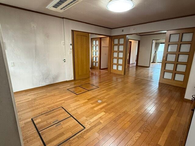 1階ダイニングキッチンから8.5帖の洋室は続き間としてもご利用いただけます。