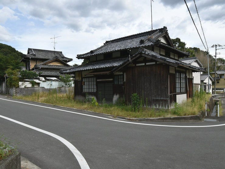 【外観】
外観を北西側より撮影