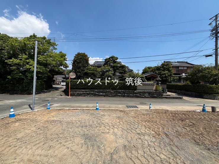 各区画に上下水道の取出口を設置する計画で造成工事が進められています。