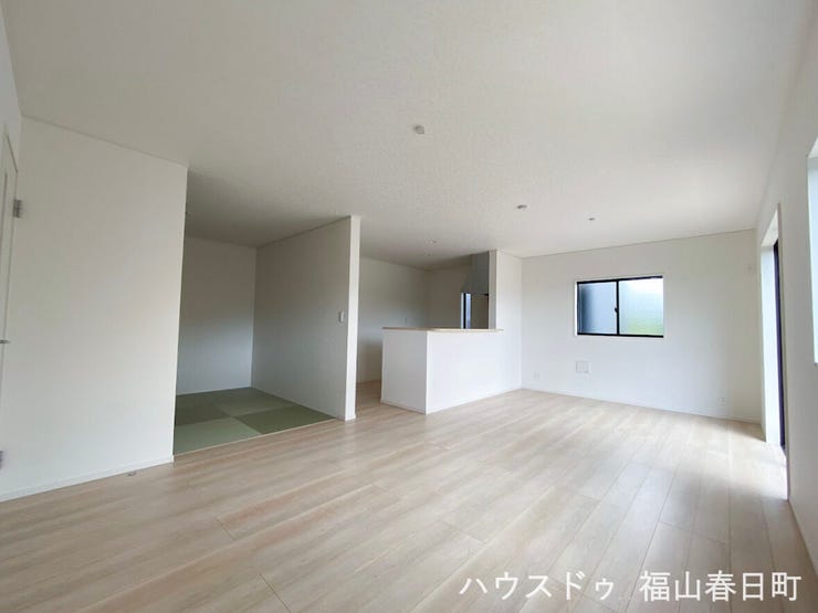 ■「ただいま」の安堵をくれる場所■訪れる人を迎え入れ、帰るたびにホッと一息つける、明るく機能的なエントランス。