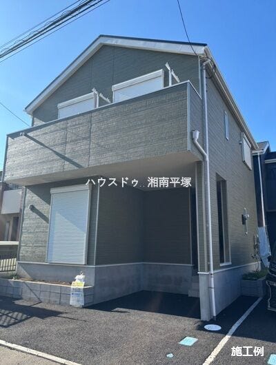 【外観】
施工例
※本物件画像は取引する建物とは、外壁・屋根・開口部・内装等の形状が異なります。