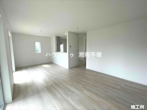 施工例
※本物件画像は取引する建物とは、外壁・屋根・開口部・内装等の形状が異なります。