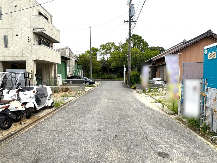 北側前面道路