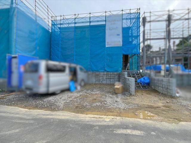 建物前面に駐車場が出来る予定です