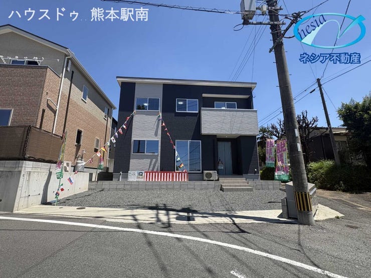■外観■
洗練されたデザインが街並みに映える美しい外観です
毎日帰るのが楽しみになる住まいをぜひご覧ください