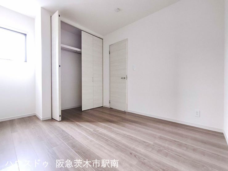 洋室 5.3帖のお部屋