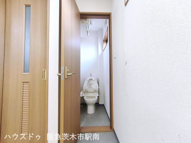 2階 事務所内トイレ