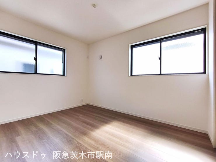 2階 洋室6帖