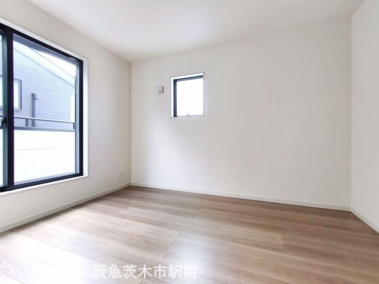 2階 6帖洋室