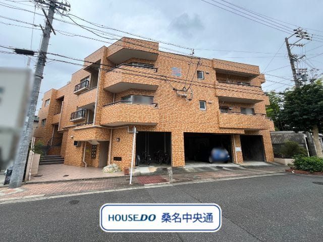 【外観】
名古屋市瑞穂区の閑静な住宅地にあります。4LDKなので、家族それぞれに個室をもてますね。(2026年8月4日撮影)