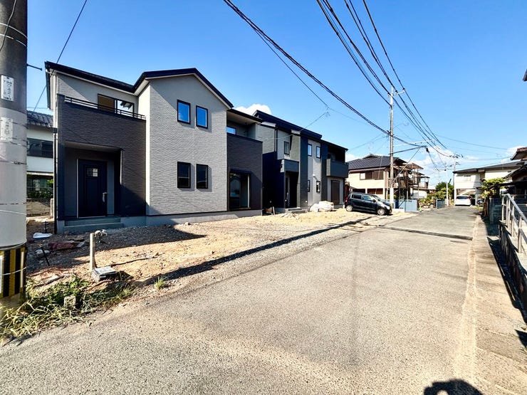 ■理想を叶える新しい暮らしの舞台■高いデザイン性と機能性を兼ね備えた住まい。ここで、家族の新しい物語が始まります。