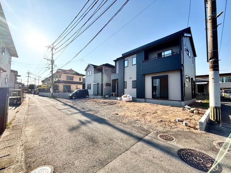 ■理想を叶える新しい暮らしの舞台■高いデザイン性と機能性を兼ね備えた住まい。ここで、家族の新しい物語が始まります。