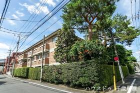 世田谷区深沢８丁目