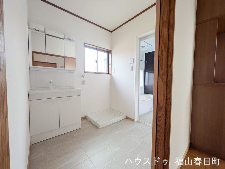 朝の支度がはかどる洗面室