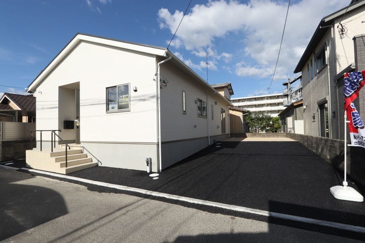 【佐賀市六座町第1 1号棟】
8月完成しました!