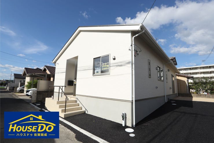 【外観】
【佐賀市六座町第1 1号棟】
8月完成しました!