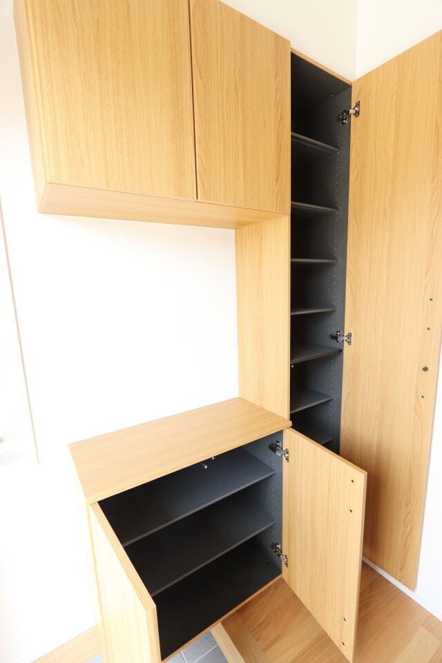 家族の履物が全部しまえるワイドな玄関収納