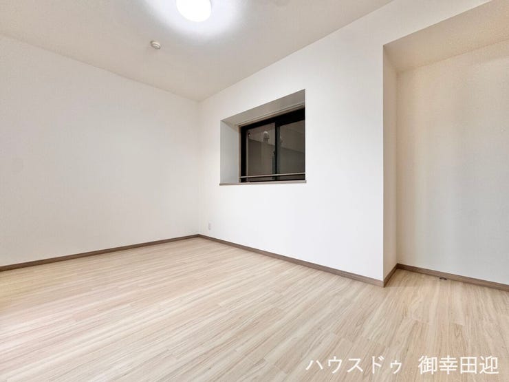 ■7帖洋室■心からリラックスできる静けさ、上質な眠りで、毎日をリセットします。明日への活力を養う空間です。